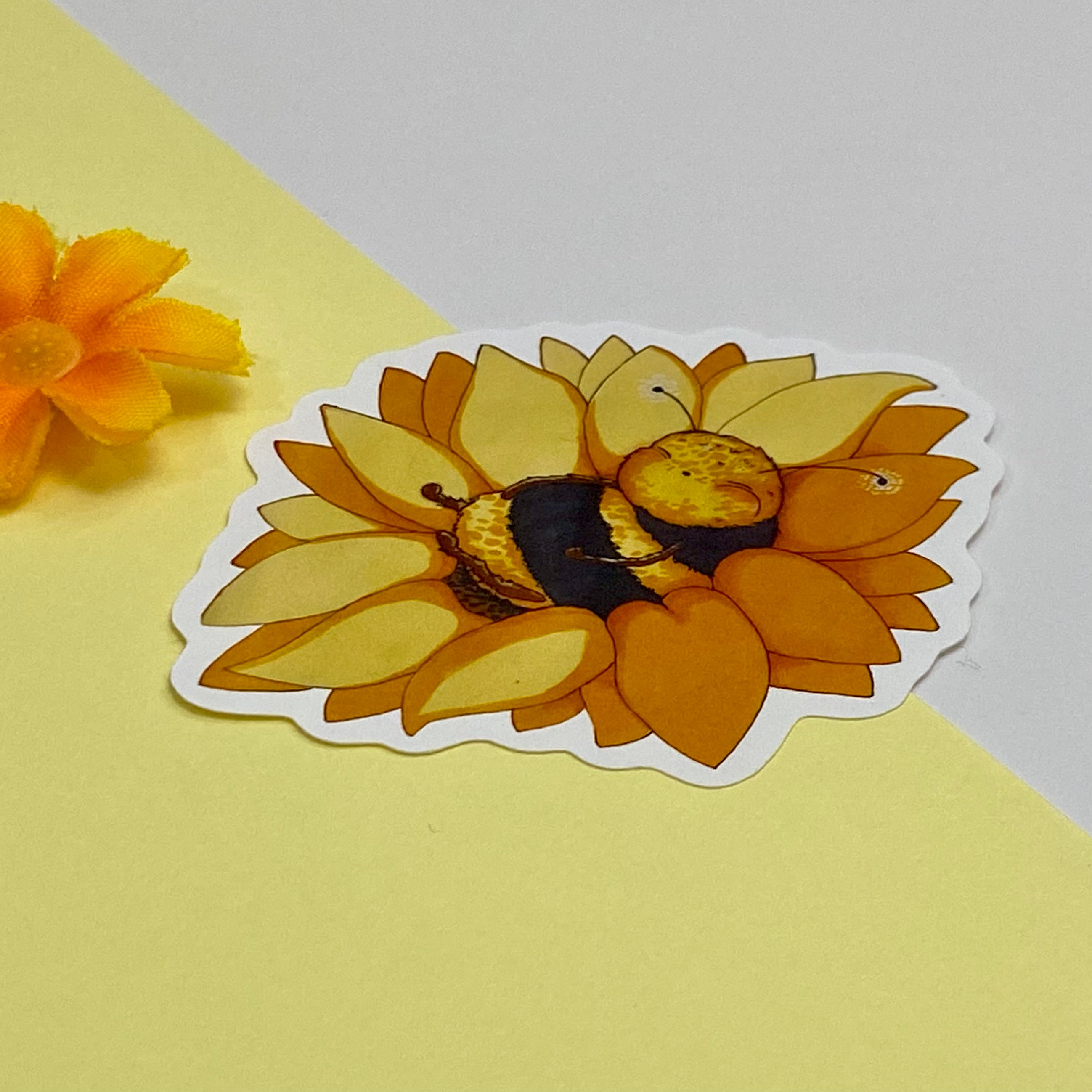 Fuzzy Little Bee Single Vinyl Sticker