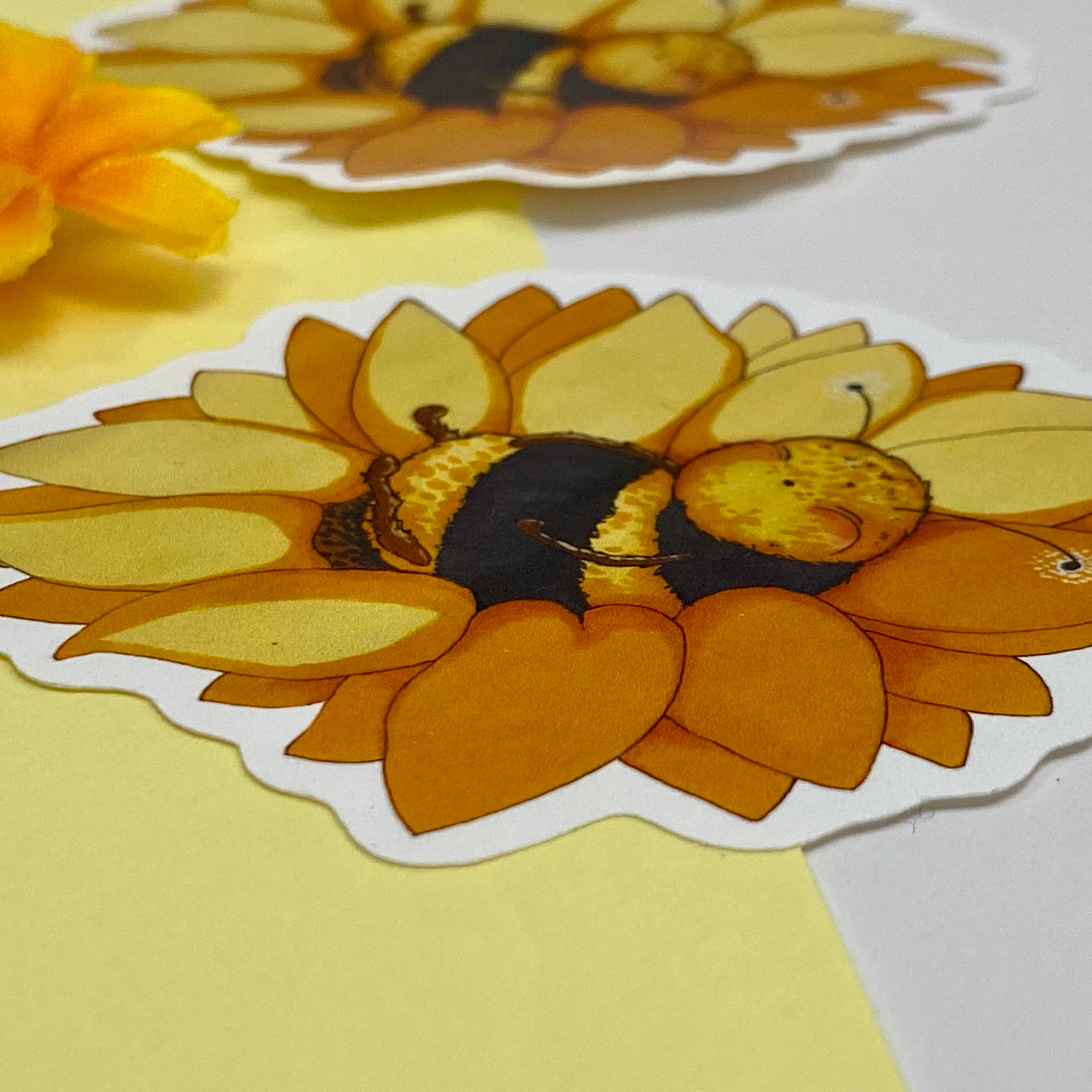 Fuzzy Little Bee Single Vinyl Sticker